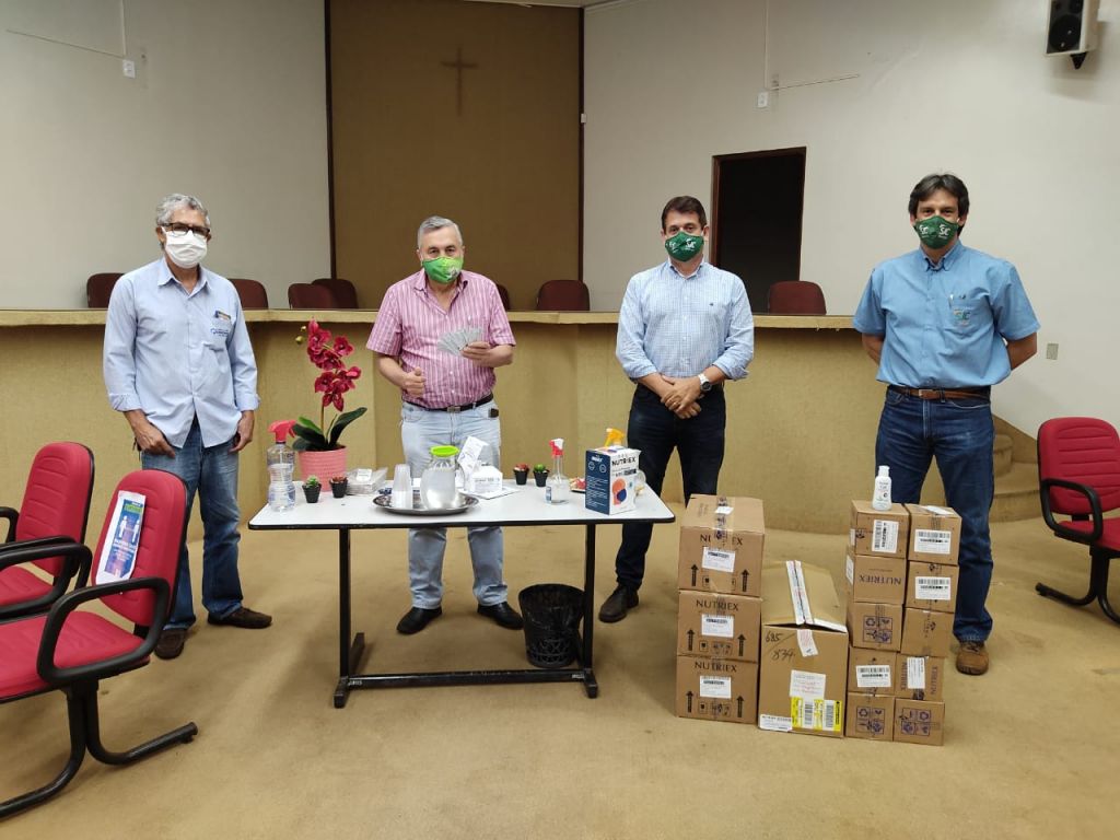 SJC doa 500 kits rápidos para Covid-19 e mais 1.500 litros de álcool 70% para Quirinópolis